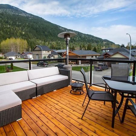 The Best 2 Bedrooms Suite In Revelstoke! Kültér fotó