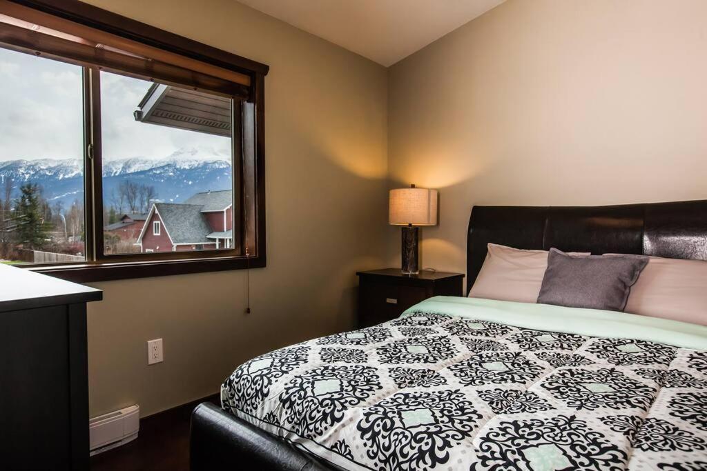 The Best 2 Bedrooms Suite In Revelstoke! Kültér fotó